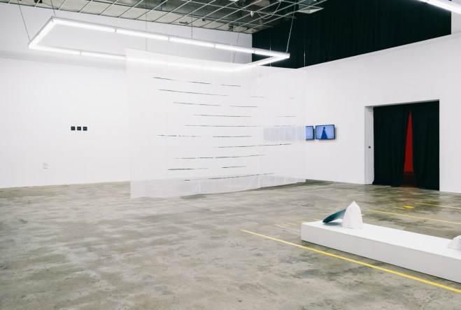 Outer-Space_Intimate-Immensity-Exhibition-Documentation_LR-36